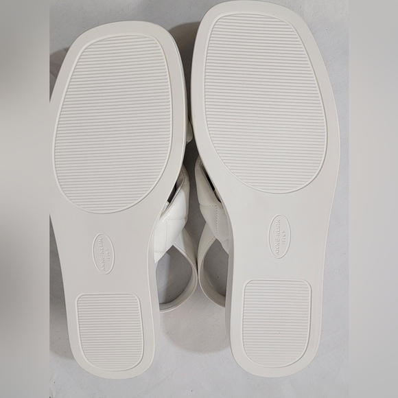 Anne Klein Artise Slingback Quilted Faux Leather Sandals Womens Size 9.5 - Picture 6 of 9